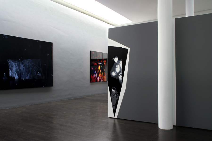 CAVE 3 #identity, Acrylfarbe, Wandbild, 'weit draußen und tief drinnen' - Bilder der Nacht, Städtische Galerie Fürth, 2013